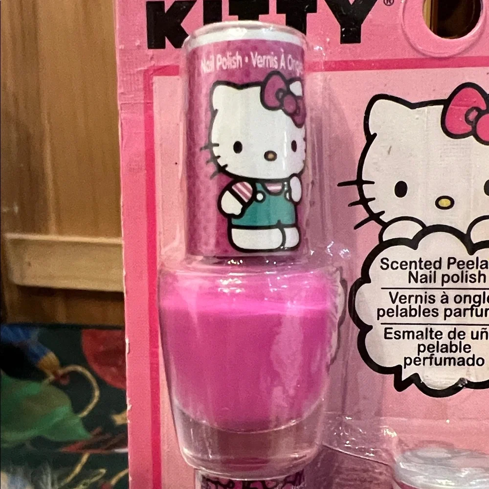 Sanrio Hello Kitty Water-Based Nail Polish Set - Pink, Purple, Yellow, Green